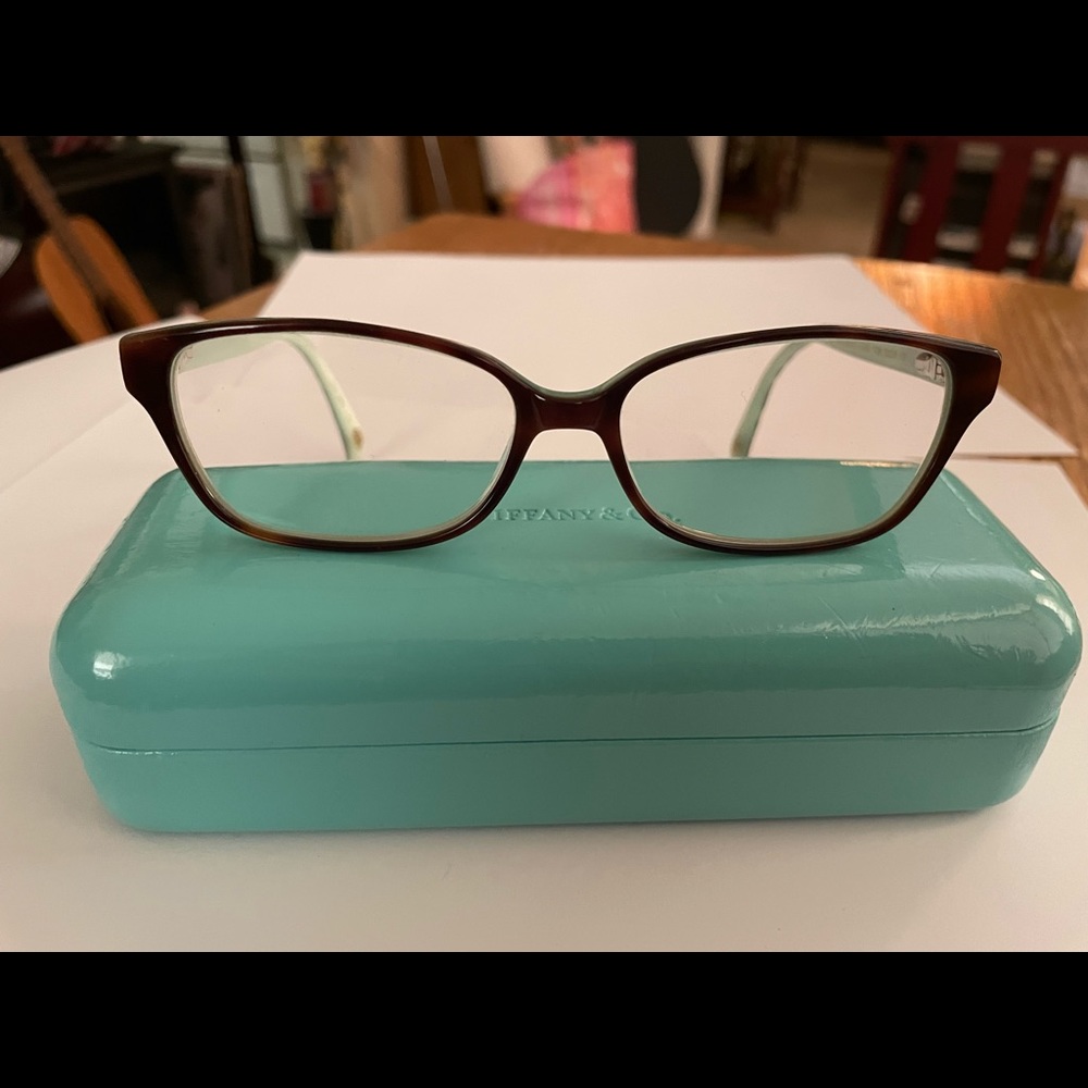 Lulu Guinness frames with Tiffany bag and case